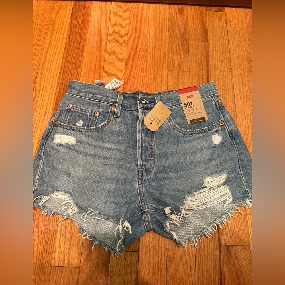 Levi 501 shorts W27